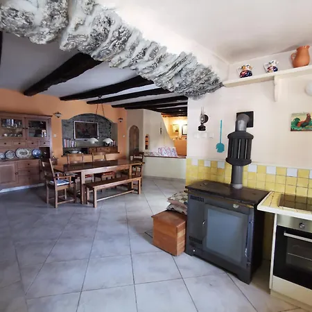 Tatil Evi Domus Carstica